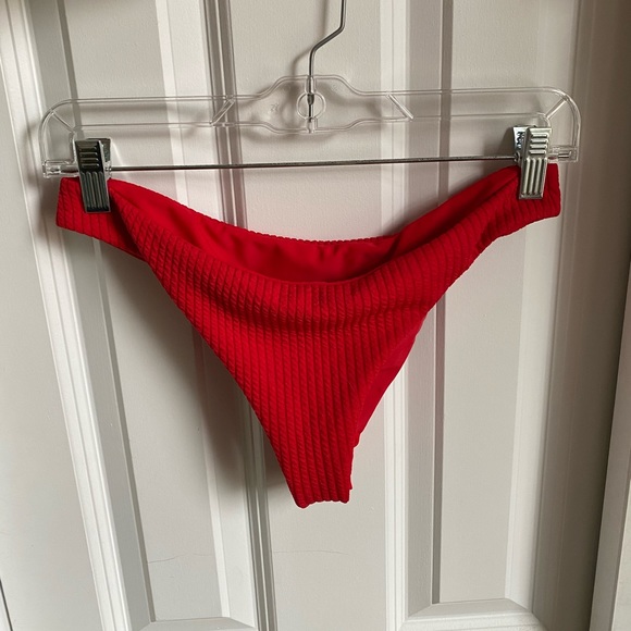 Rib Ruffle Knot Front Bikini Swimsuit - Picture 8 of 8